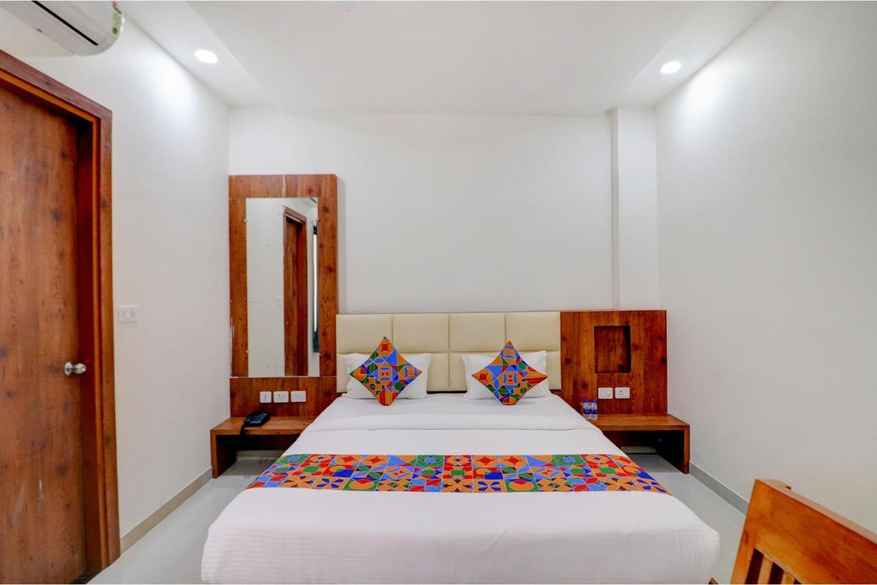 Fabexpress The Regalia Inn Lucknow Eksteriør bilde
